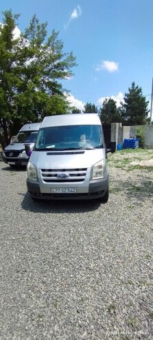 Ford Transit-1