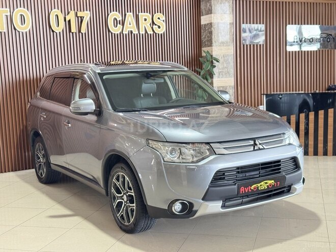 Mitsubishi Outlander-3