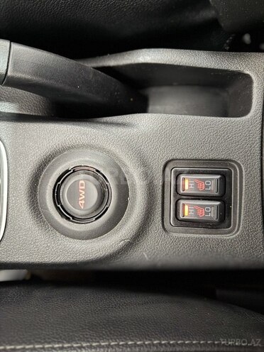 Mitsubishi Outlander-18