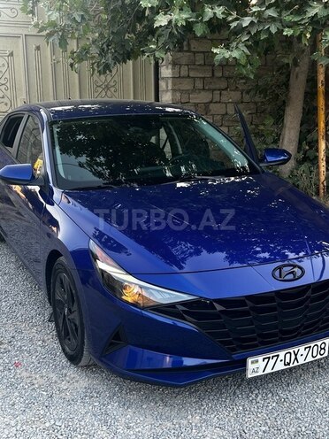 Hyundai Elantra-8