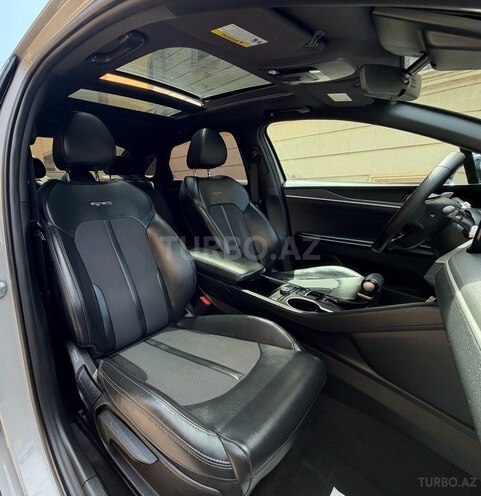 Kia K5-14