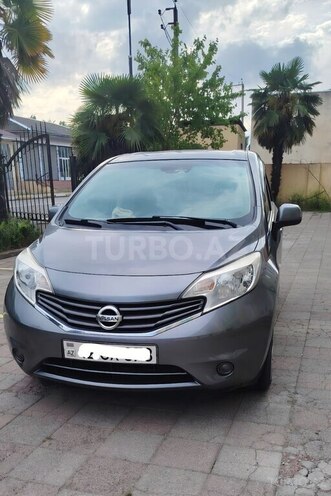 Nissan Note-1