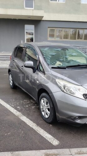 Nissan Note-3