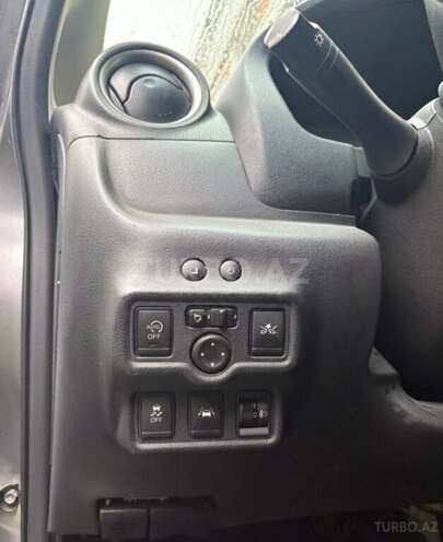 Nissan Note-10