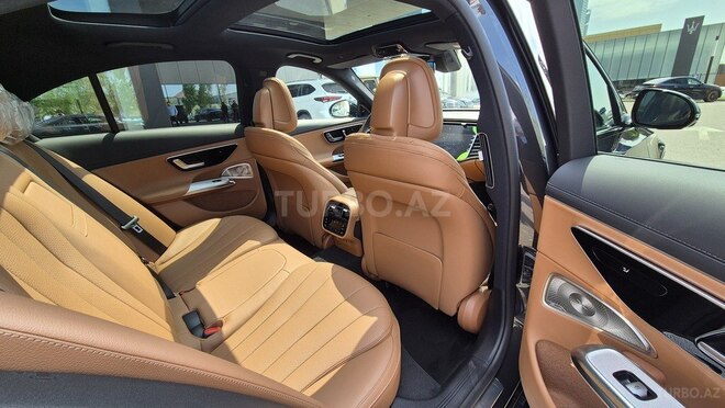 Mercedes E 300 e 2025, 0 km - 2.0 l - Bakı