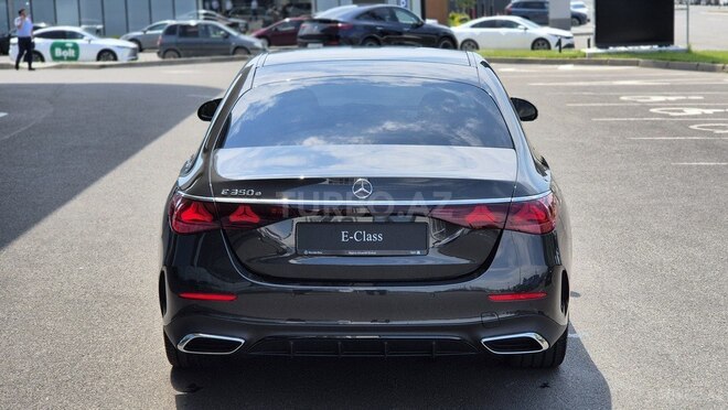 Mercedes E 300 e 2025, 0 km - 2.0 l - Bakı