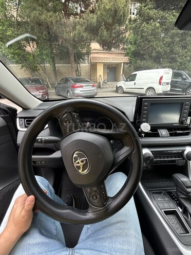 Toyota RAV4-3