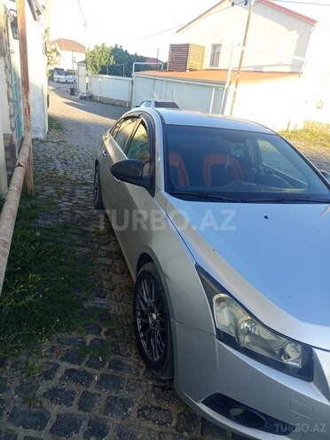 Chevrolet Cruze-4