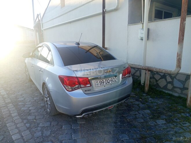 Chevrolet Cruze-5