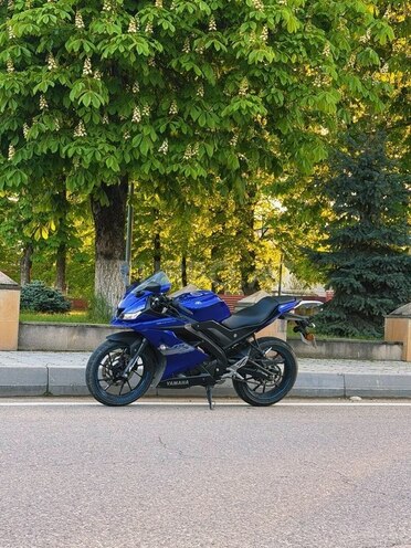 Yamaha R15S-1