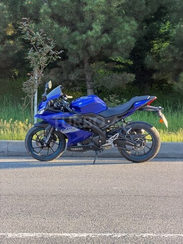 Yamaha R15S-5