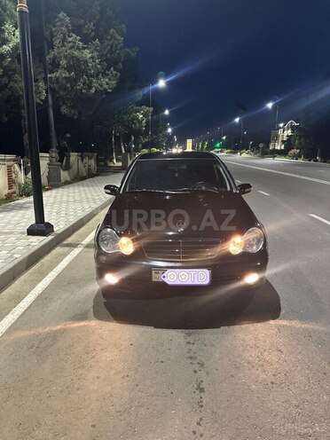 Mercedes C 200-2