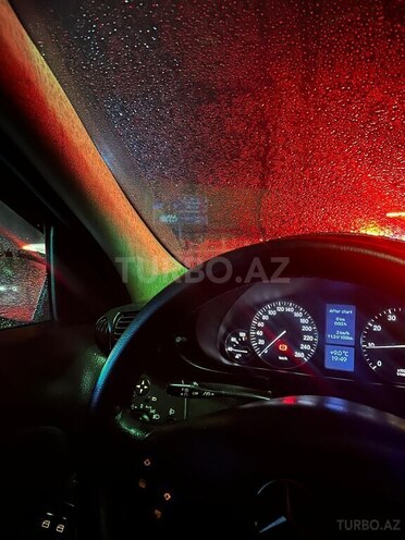 Mercedes C 200-7