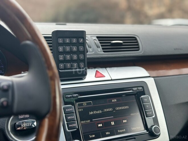 Volkswagen Passat-19