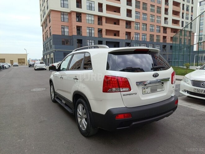 Kia Sorento-11