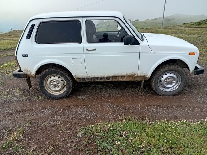 LADA (VAZ) Niva-3