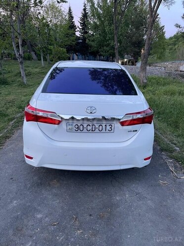Toyota Corolla-2