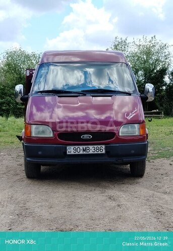 Ford Transit-1