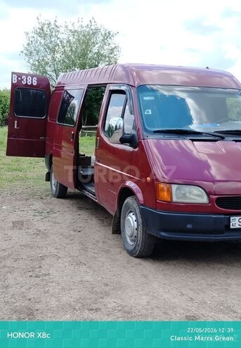 Ford Transit-3
