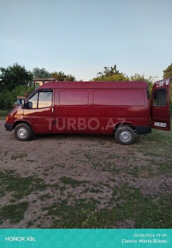 Ford Transit-6