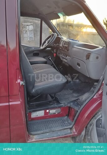 Ford Transit-12