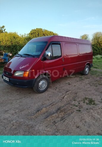 Ford Transit-16
