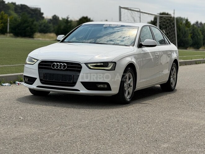 Audi A4-2