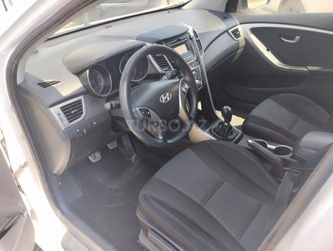 Hyundai i30-3
