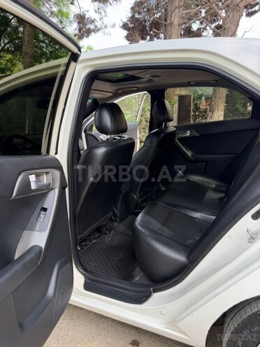 Kia Cerato-10