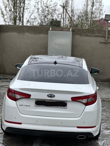 Kia Optima-5