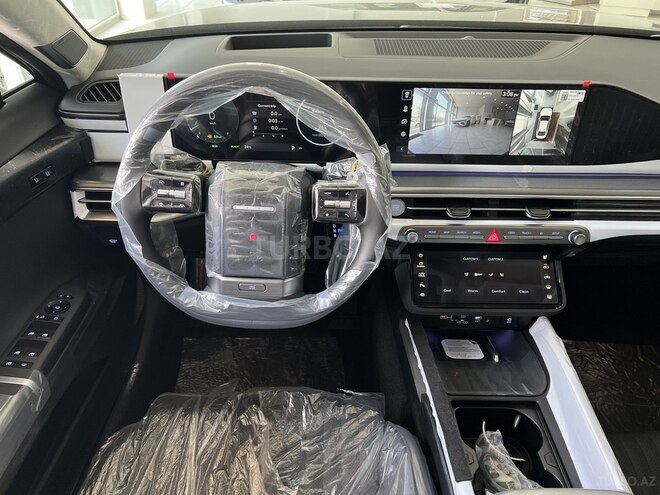 Hyundai Azera-11
