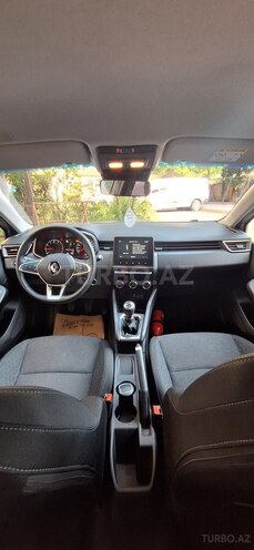 Renault Clio-15