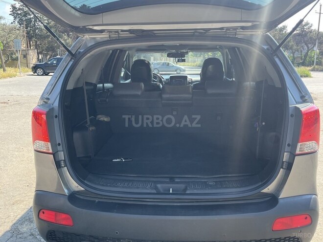 Kia Sorento-18