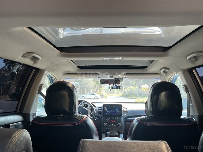 Kia Sorento-16