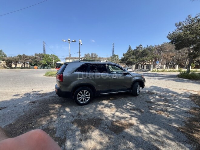 Kia Sorento-4