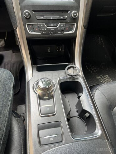 Ford Fusion (North America)-15