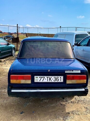 LADA (VAZ) 2107-2