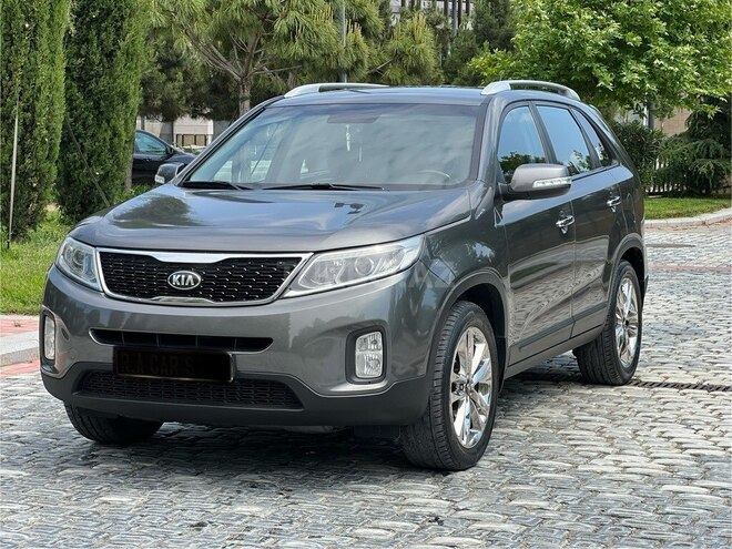 Kia Sorento-4