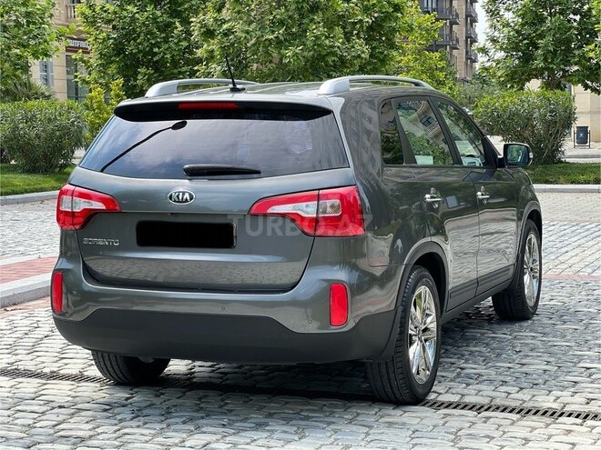 Kia Sorento-9