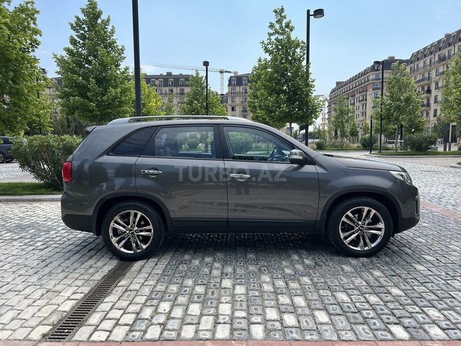 Kia Sorento-6