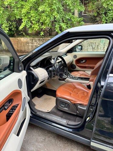 Land Rover RR Evoque-7