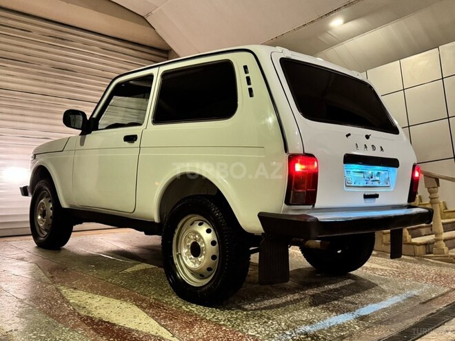 LADA (VAZ) Niva-6