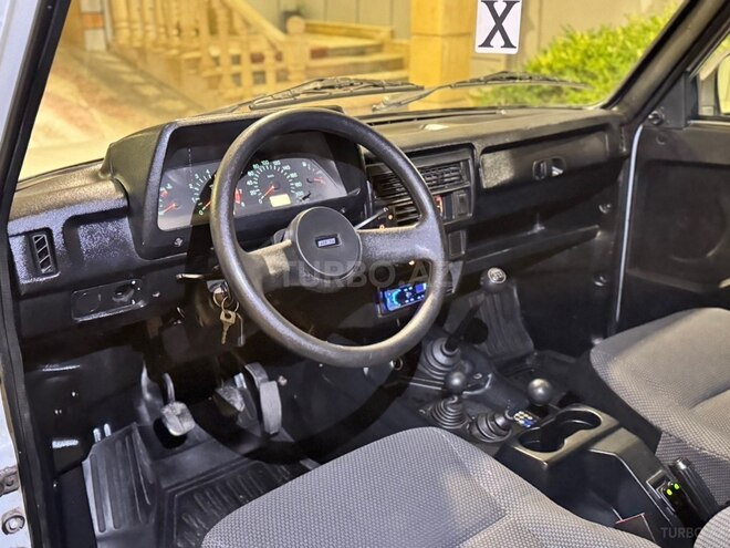 LADA (VAZ) Niva-12