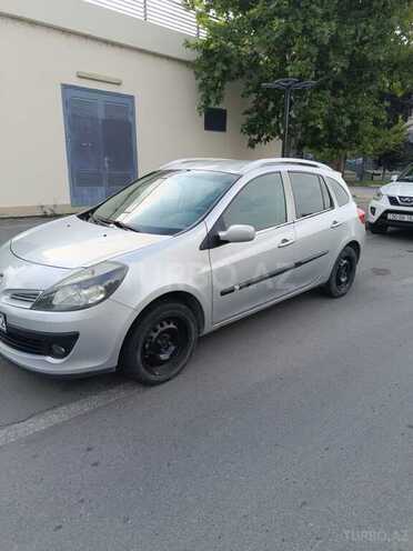 Renault Clio-2