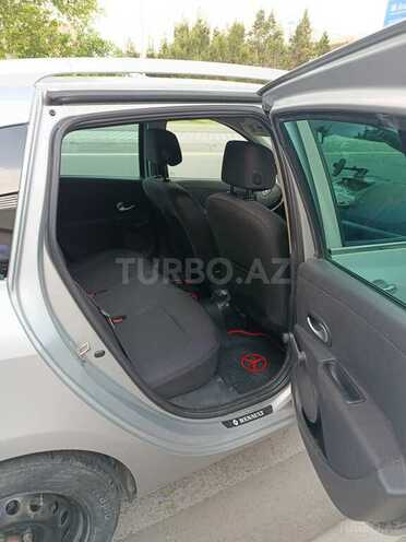 Renault Clio-5