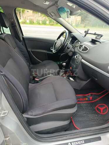 Renault Clio-6