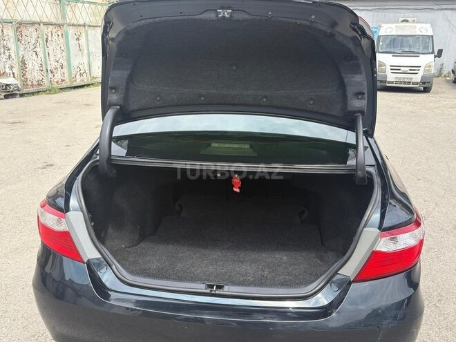 Toyota Camry-10