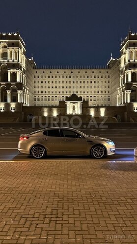 Kia Optima-11