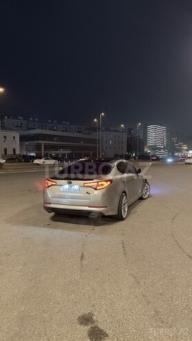 Kia Optima-15