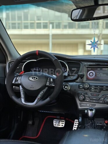 Kia Optima-16